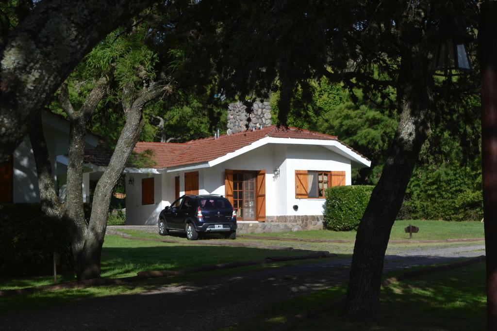 Cabanas Los Algarrobos Вілья-Хенераль-Бельграно Екстер'єр фото
